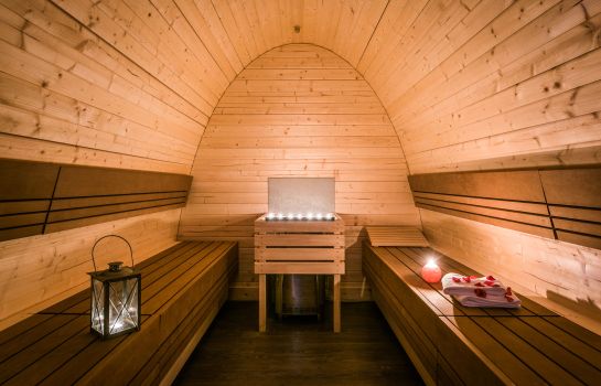sauna pod luxury