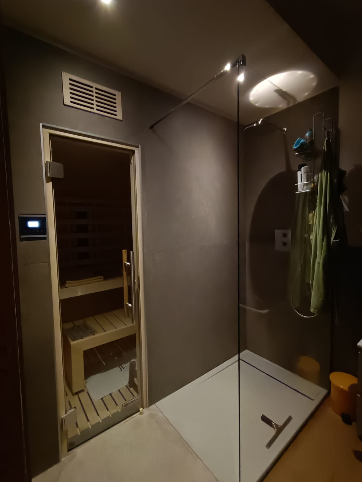 sauna ad infrarossi combinata finlandese