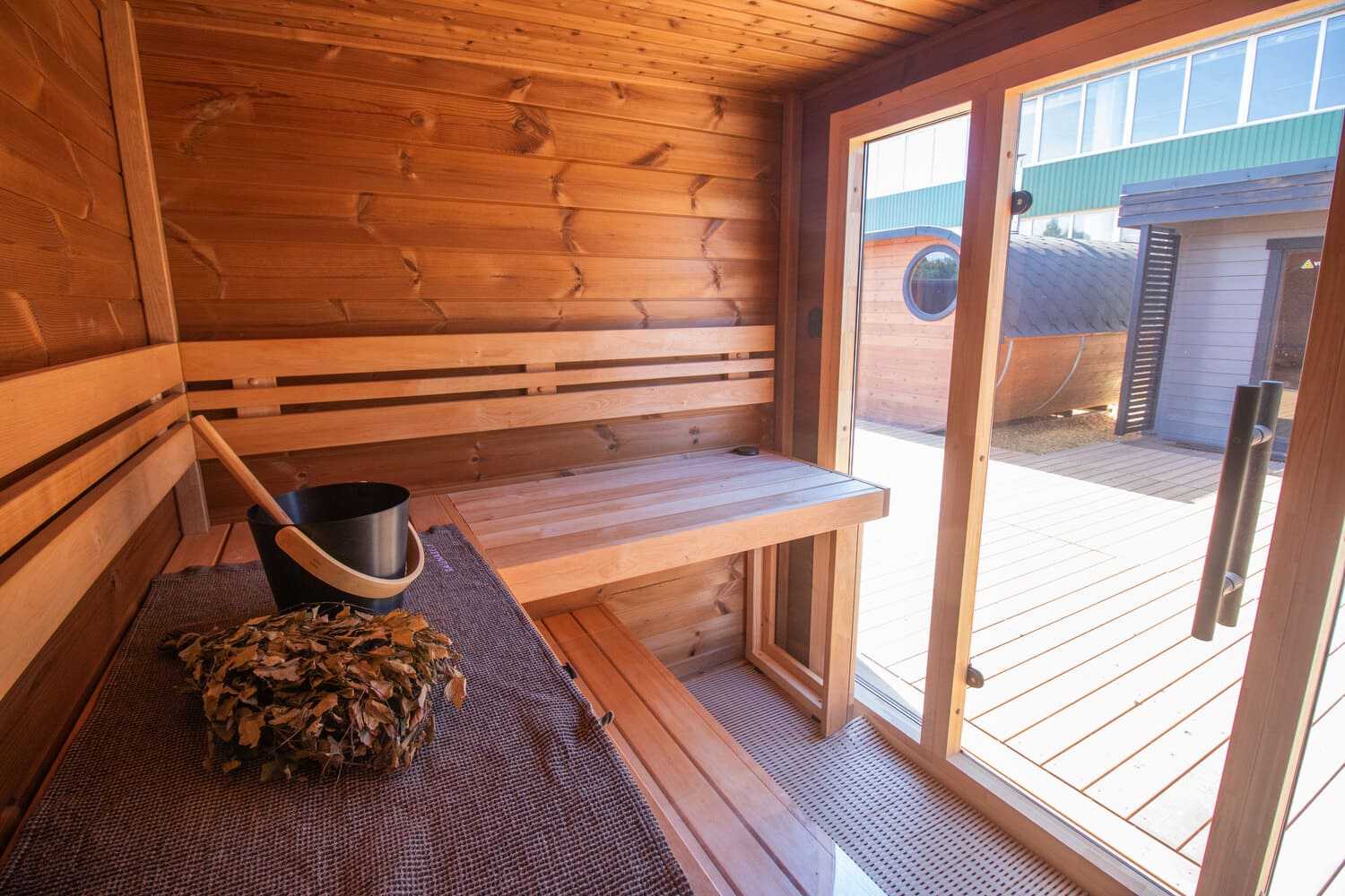 sauna in legno massiccio da esterno