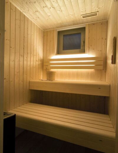 sauna con led light