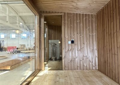 sauna modern lux 2.3x5.9 m con vetrata grande
