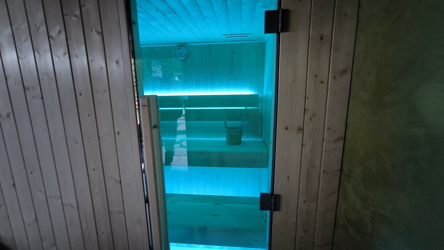 biosauna con cromoterapia biosauna con cromoterapia