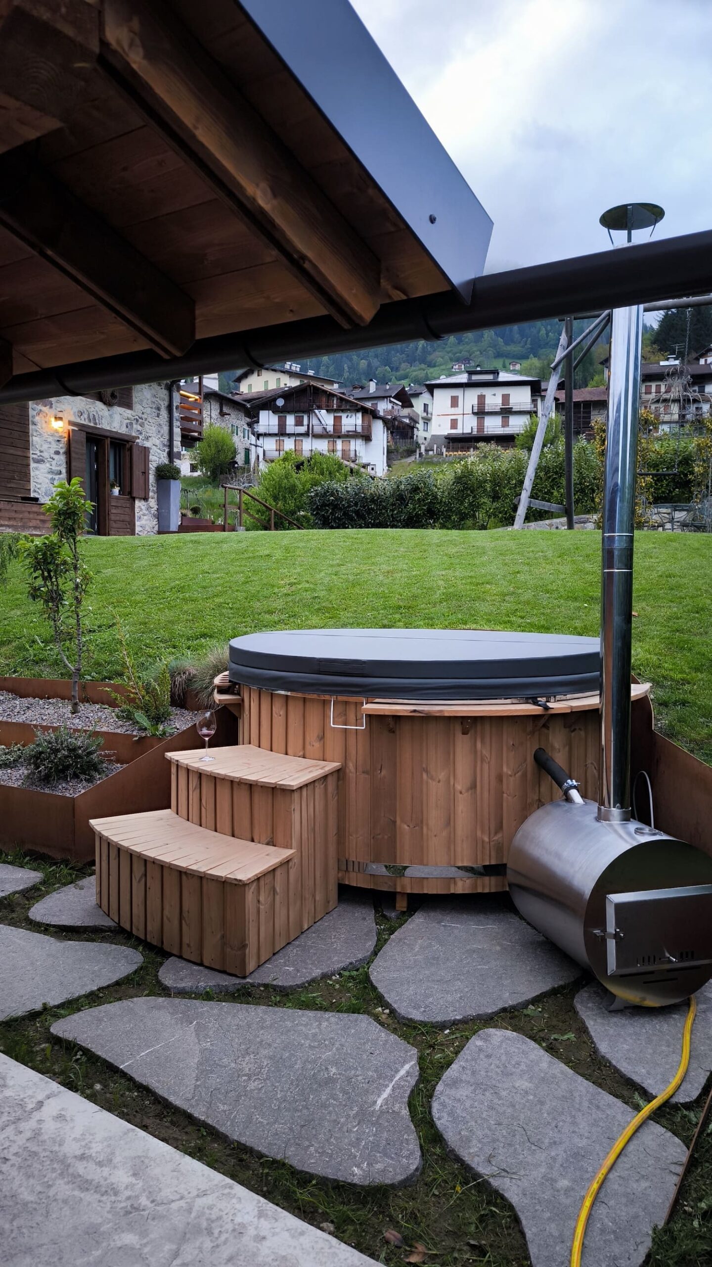 sauna con tinozza per SPA privata in trentino sauna con tinozza per SPA privata in trentino