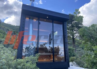 Sauna da esterno Vision Extra: un angolo di relax panoramico in Liguria