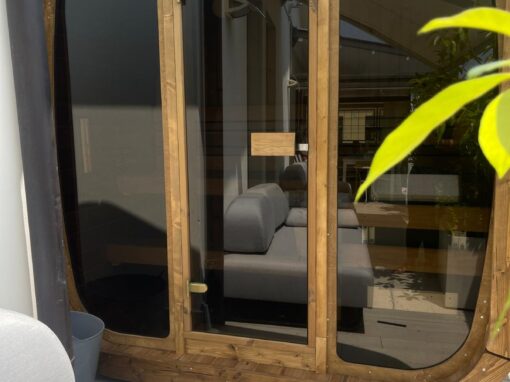Sauna da terrazzo Ice Cube Lux Mini 1: relax con vista sulle montagne di Vicenza