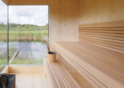 Sauna da esterno ALba con vetrata
