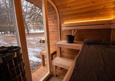 Sauna Caratello 200 e 240 con terrazzo da esterno vista interna 1