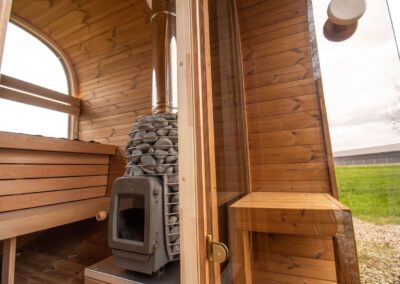 Sauna Caratello 240 con terrazzo da esterno vista interna