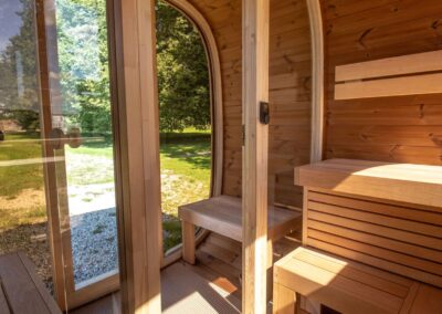 sauna Caratello da esterno economica con spogliatoio interni