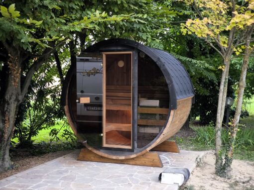 Sauna a botte da esterno in abete termotrattato 3-4 posti – compatta e funzionale