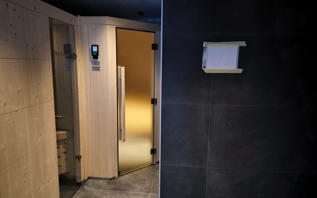 Sauna harmony tylö su misura in un residence di montagna a belluno