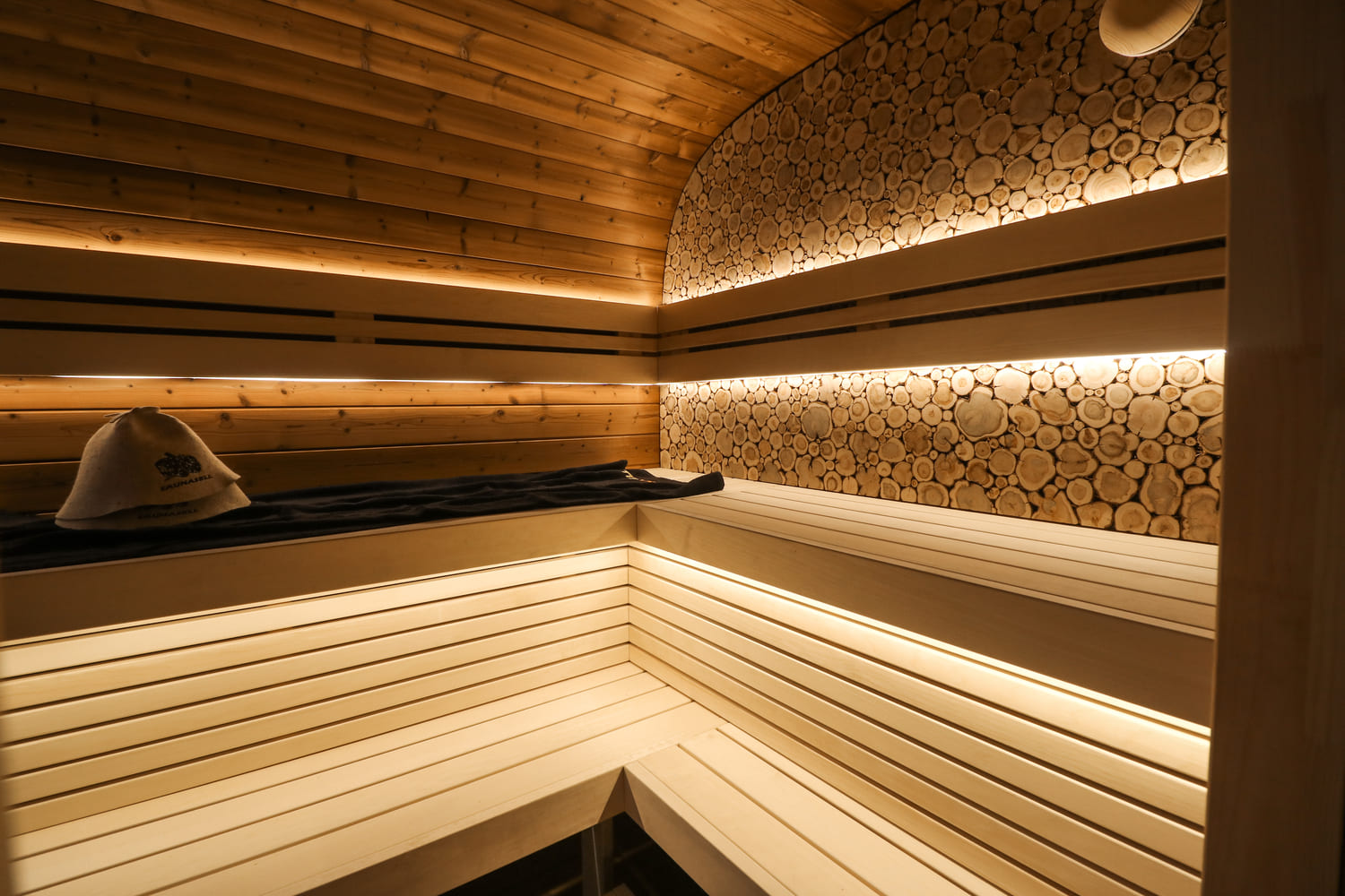 sauna da esterno round cube double interni 2