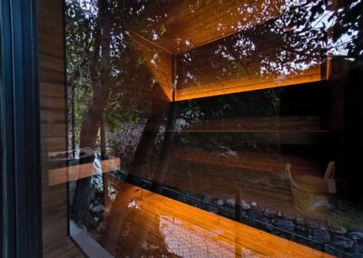 vista da vetrata frontale sauna borealis