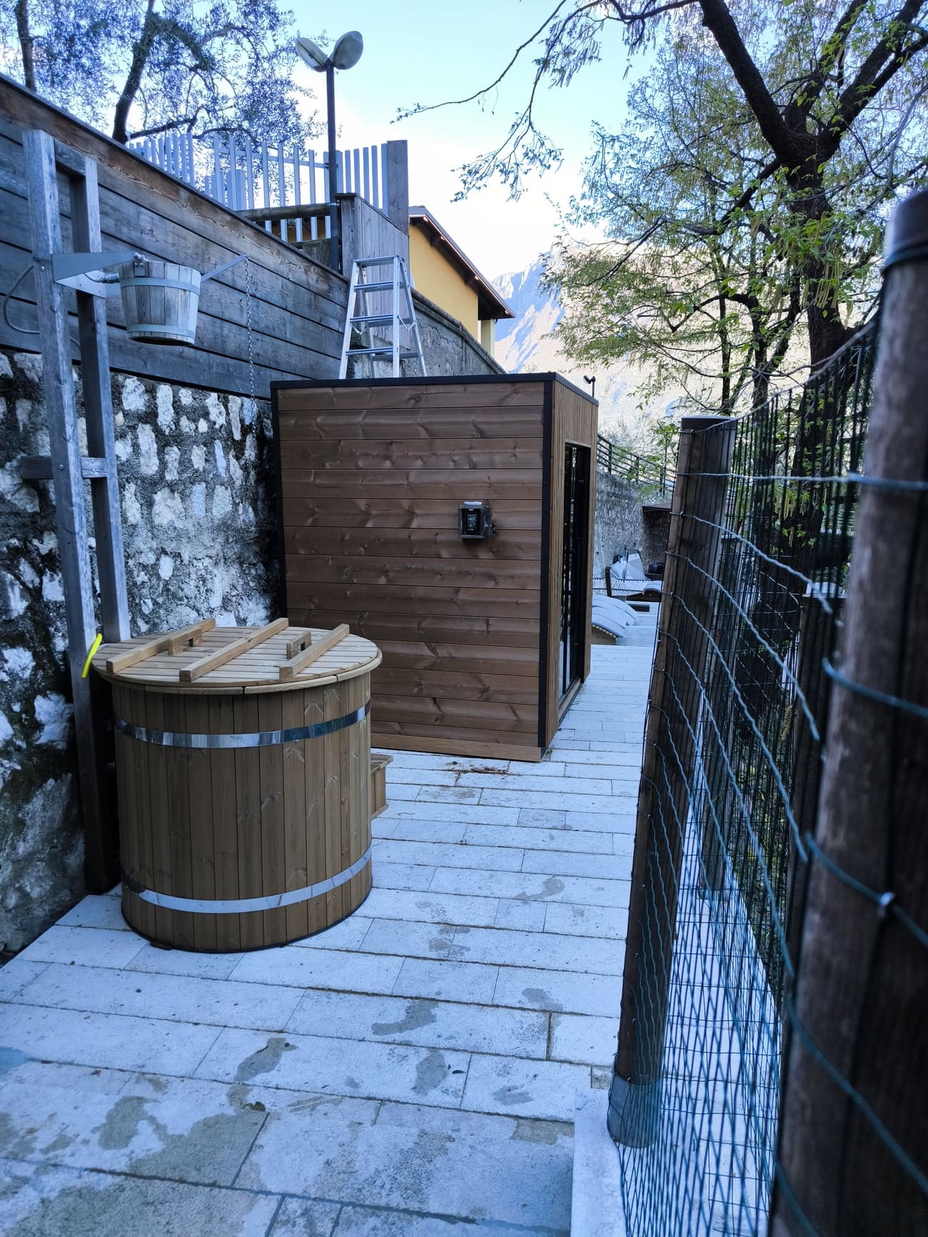 sauna e vasca fredda albergo