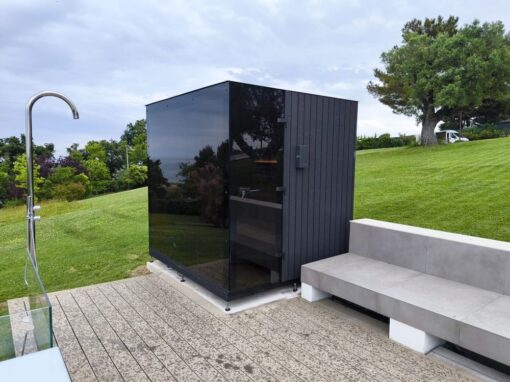 Sauna da Esterno di Lusso PERFECTION 240 a Bordo Piscina
