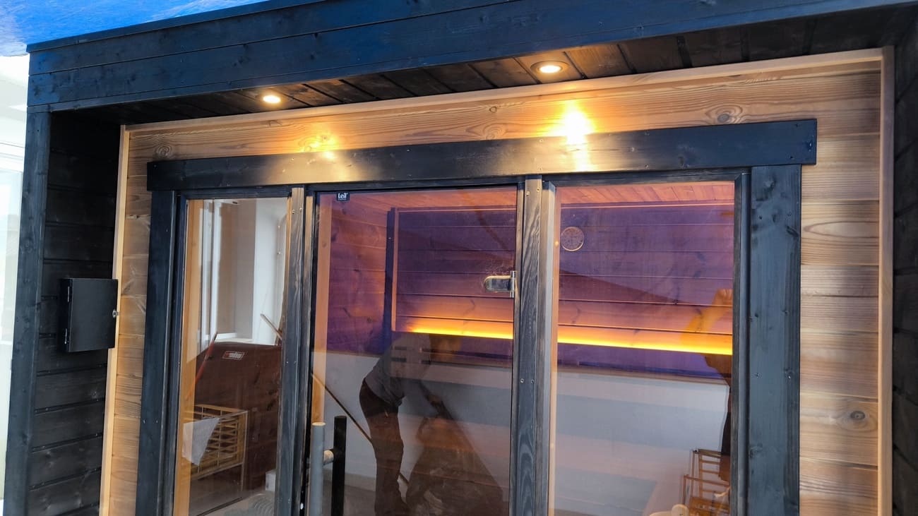 faretti esterni sauna